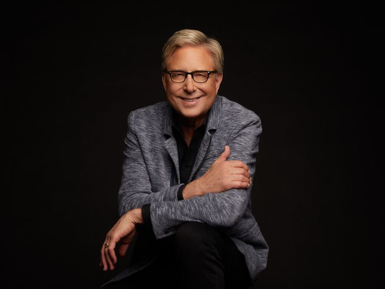 Don Moen – Hallelujah To The Lamb Online Lyrics