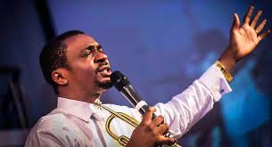 Nathaniel Bassey – Casting Crowns Liftng Hands – Adonai You Reign on High Lyrics Online